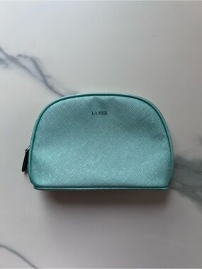 La Mer Seafoam Green Saffiano Cosmetic Pouch Travel Bag Brand New Condition